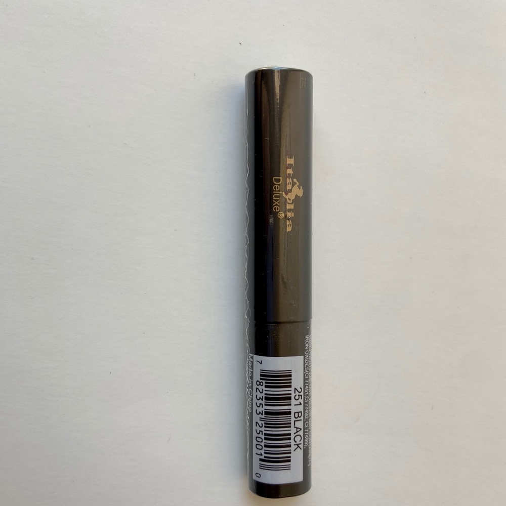 Makeup Bundle - Picture 7 of 8